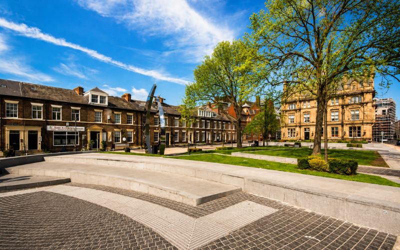 Restaurants & Bars in Sunniside